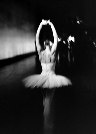 Illustration for article titled Dancing And Kicking Ass: The Photography Of John Goodman